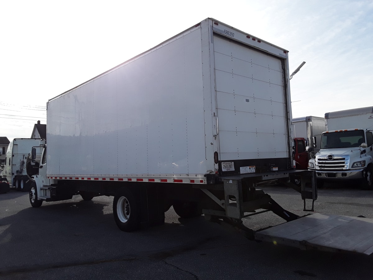 2018 Freightliner/Mercedes M2 106 686297