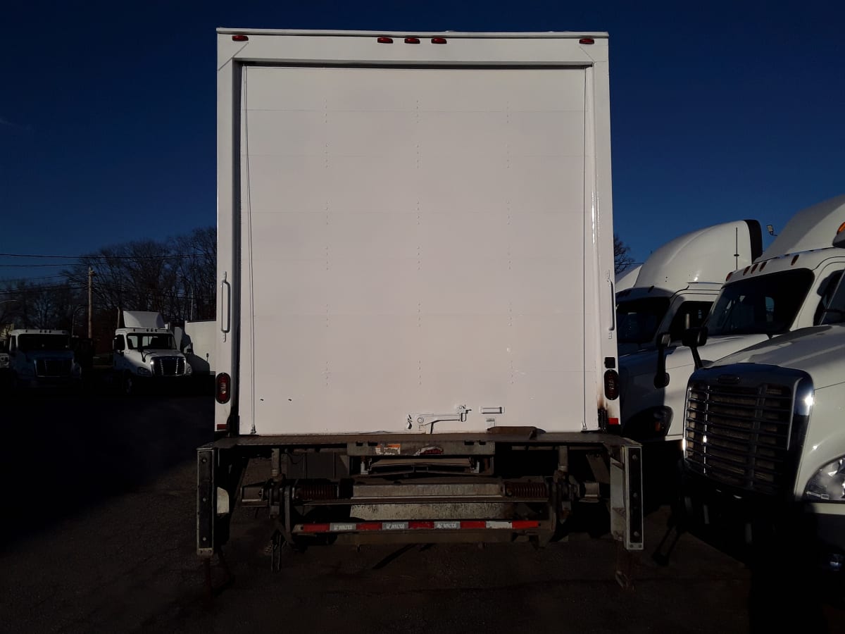 2018 Freightliner/Mercedes M2 106 686353