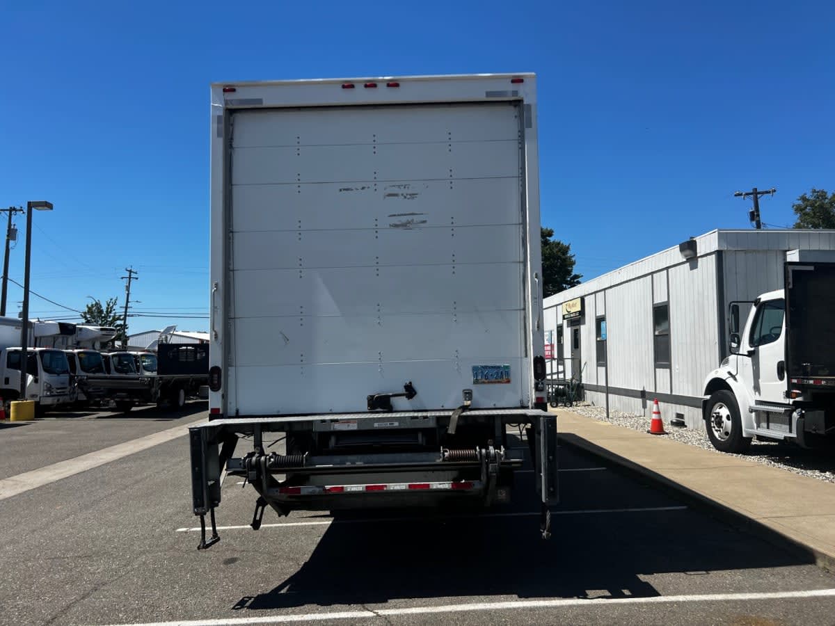 2018 Freightliner M2 106 in West Sacramento, CA — photo 5