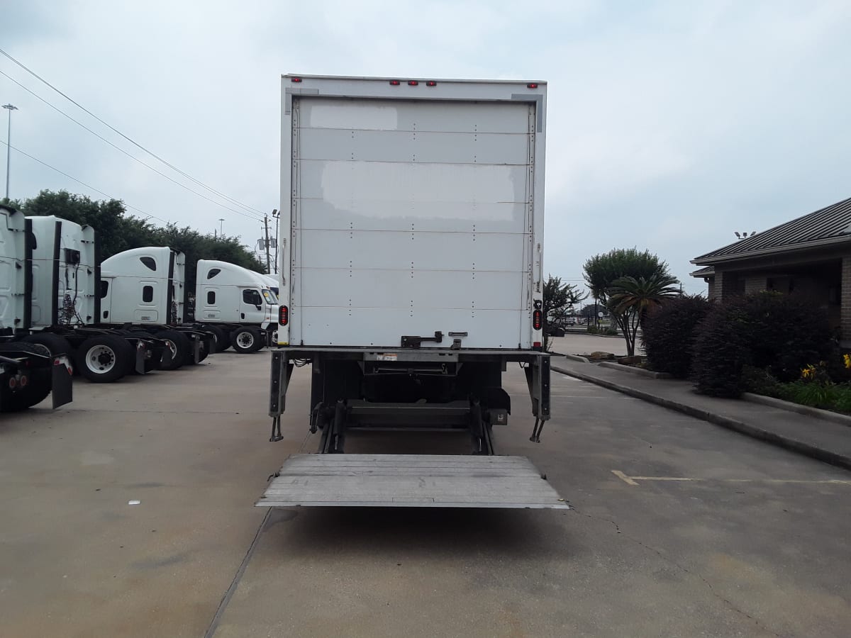 2018 Freightliner/Mercedes M2 106 686372