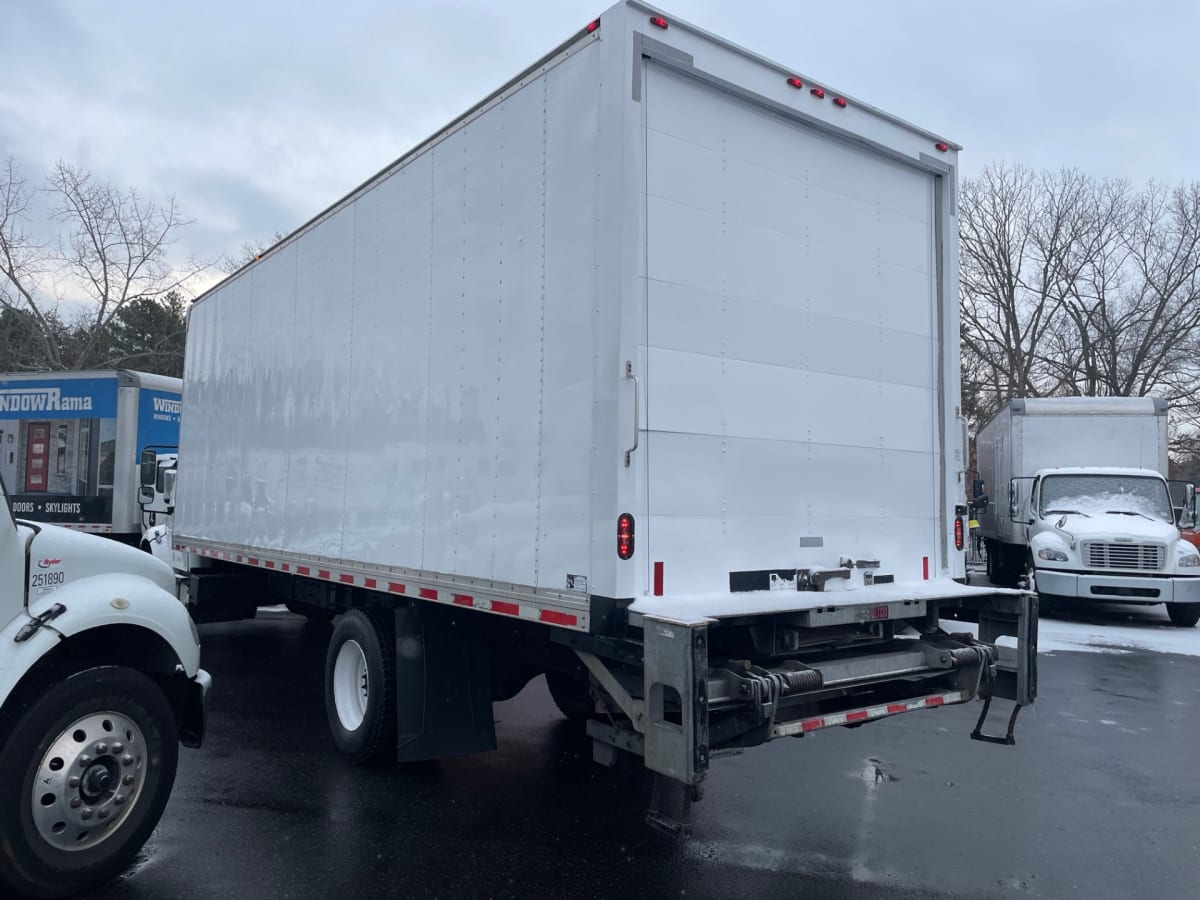 2018 Freightliner/Mercedes M2 106 686373
