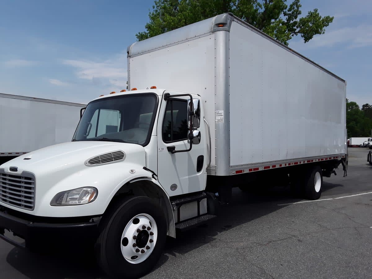 2018 Freightliner M2 106 686386