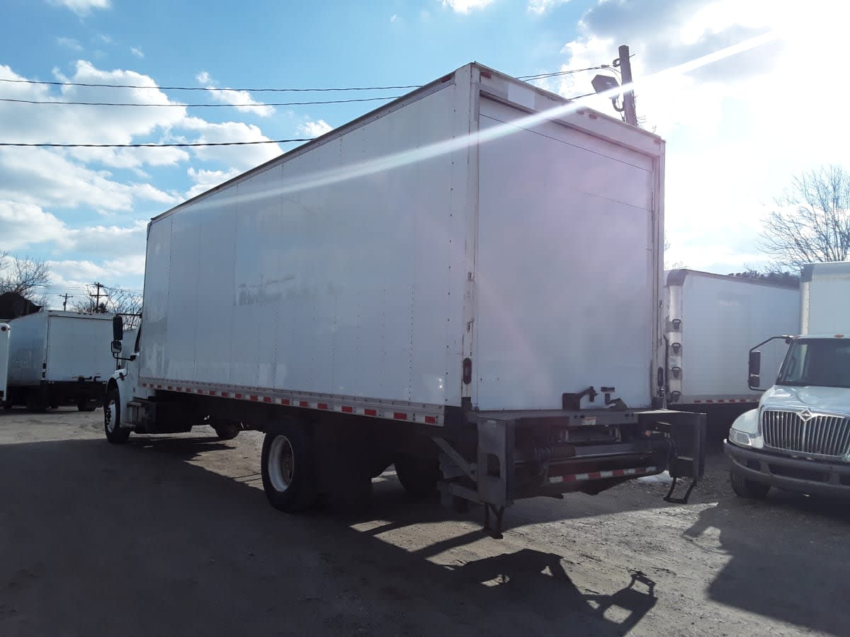 2018 Freightliner/Mercedes M2 106 686388