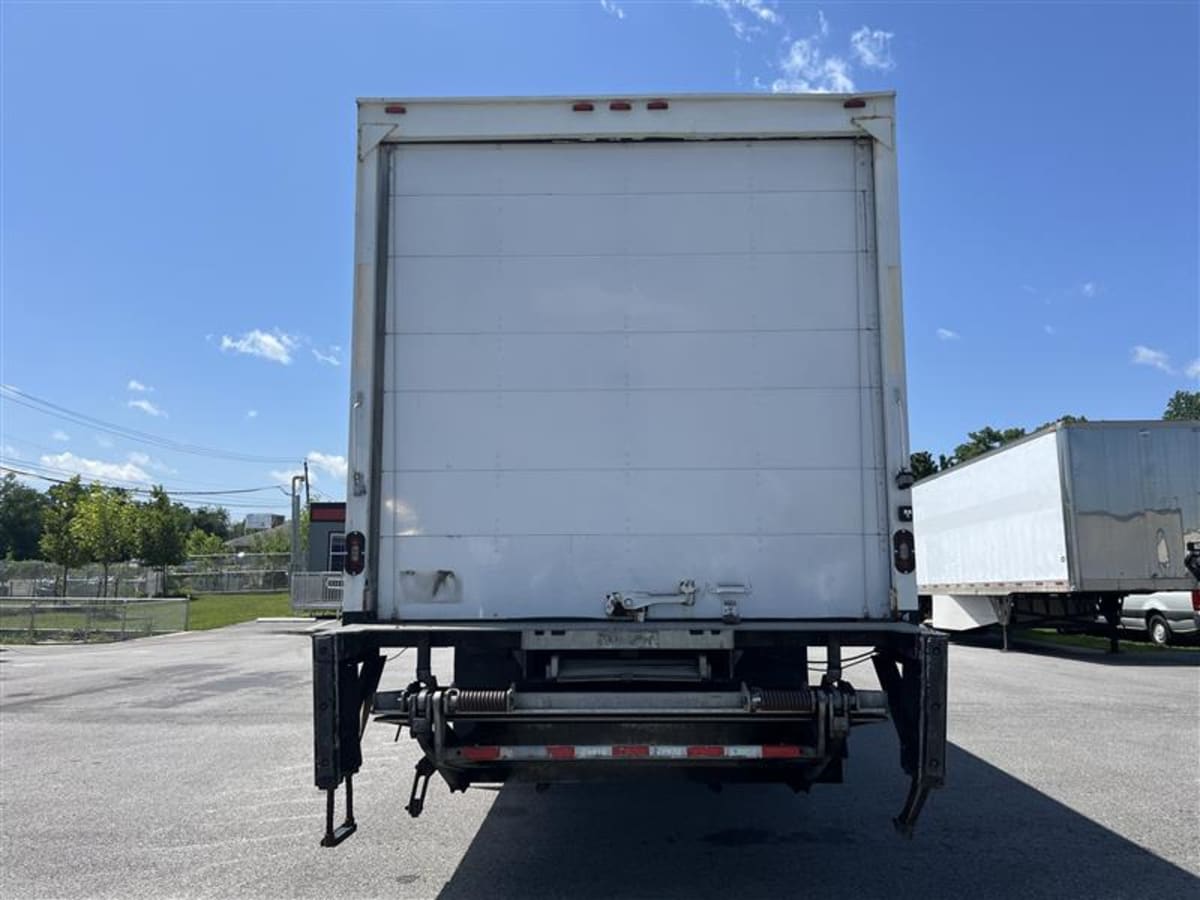 2018 Freightliner M2 106 686415
