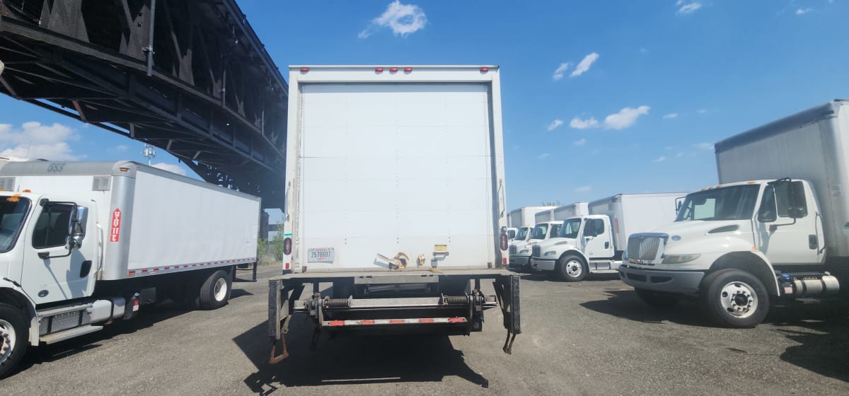 2018 Freightliner/Mercedes M2 106 686417