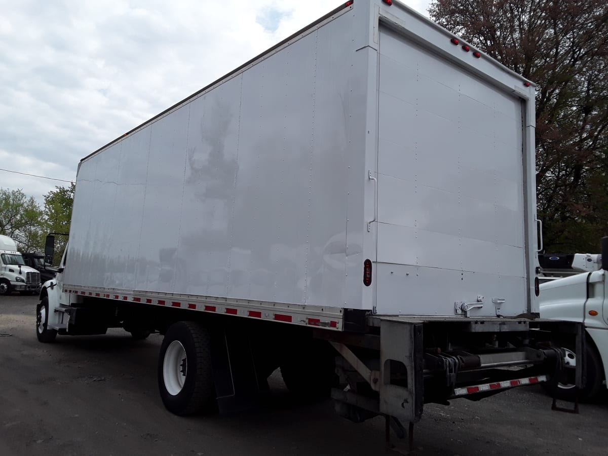 2018 Freightliner/Mercedes M2 106 686420