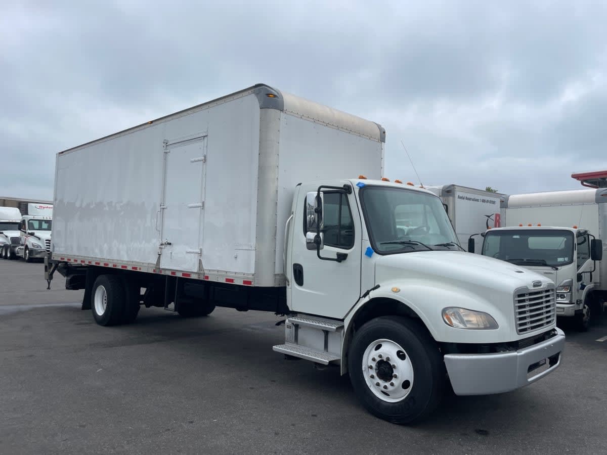 2018 Freightliner M2 106 686423