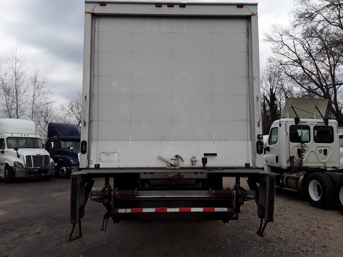 2018 Freightliner/Mercedes M2 106 686425