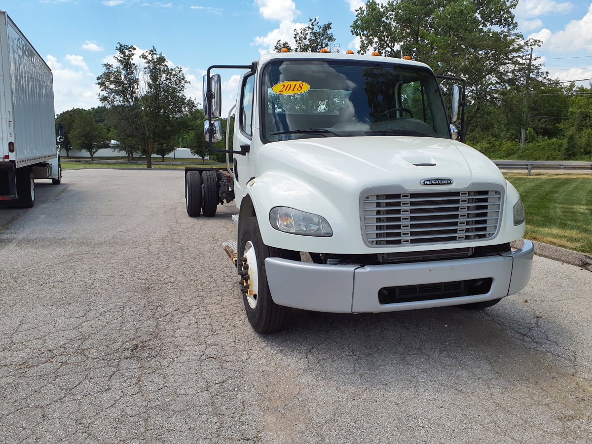 2018 Freightliner/Mercedes M2 106 686426