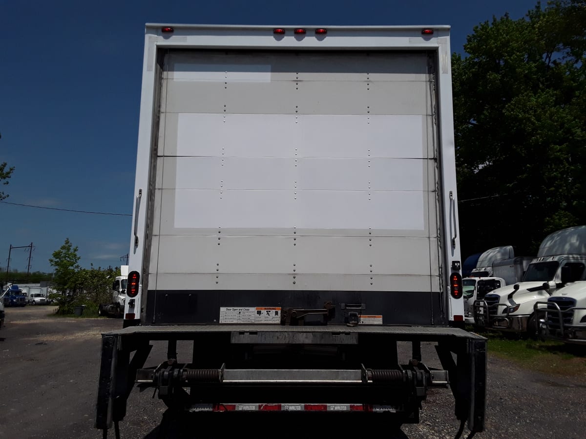 2018 Freightliner/Mercedes M2 106 686430