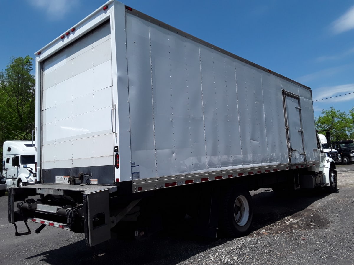 2018 Freightliner/Mercedes M2 106 686430