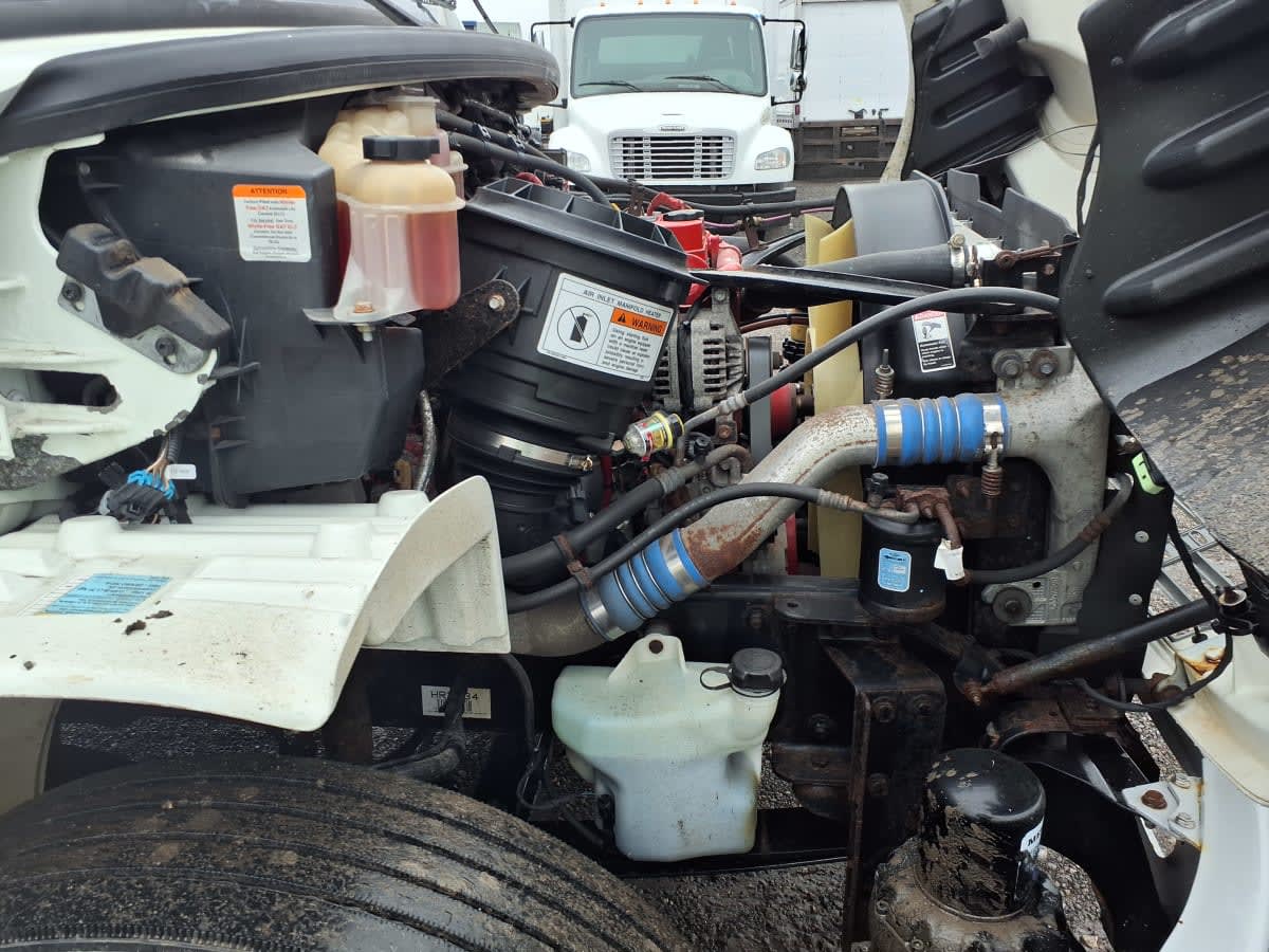 2018 Freightliner/Mercedes M2 106 686443