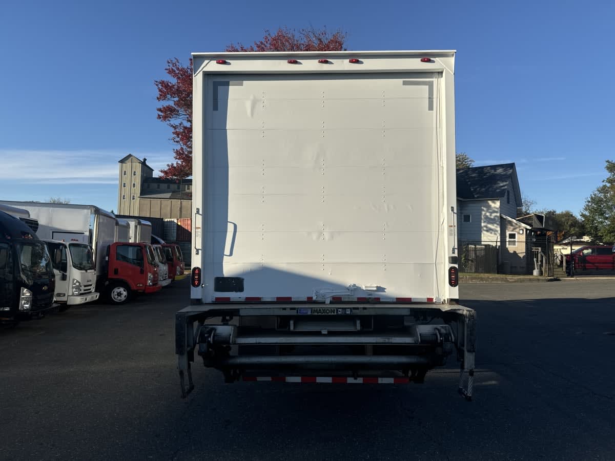 2018 Freightliner/Mercedes M2 106 686473