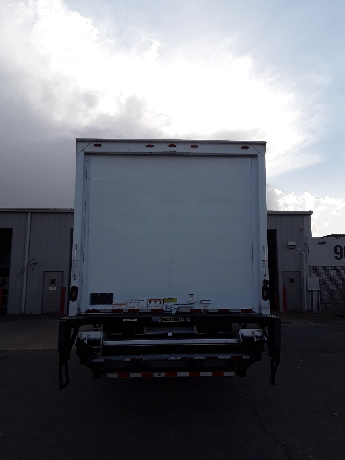 2018 Freightliner/Mercedes M2 106 686479