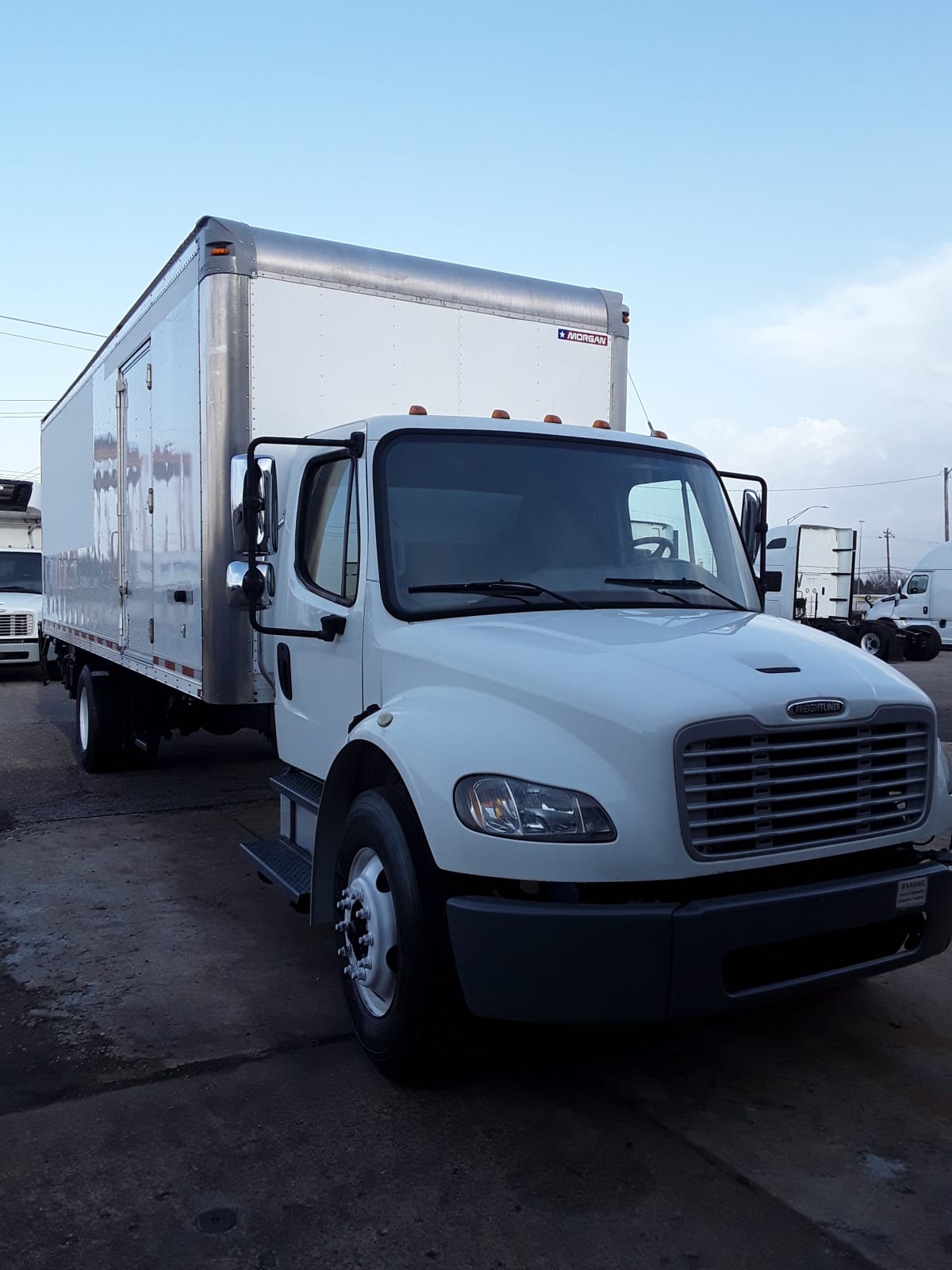 2018 Freightliner/Mercedes M2 106 686479