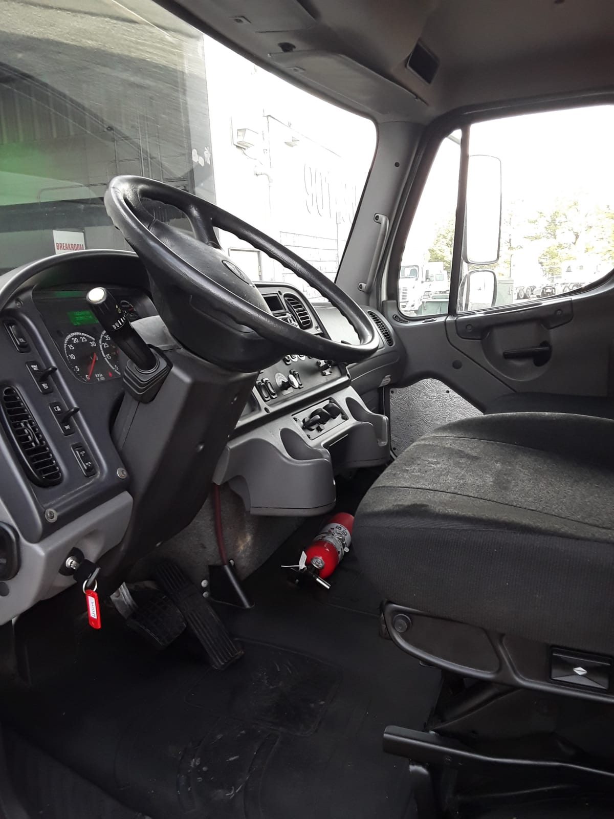 2018 Freightliner/Mercedes M2 106 686479