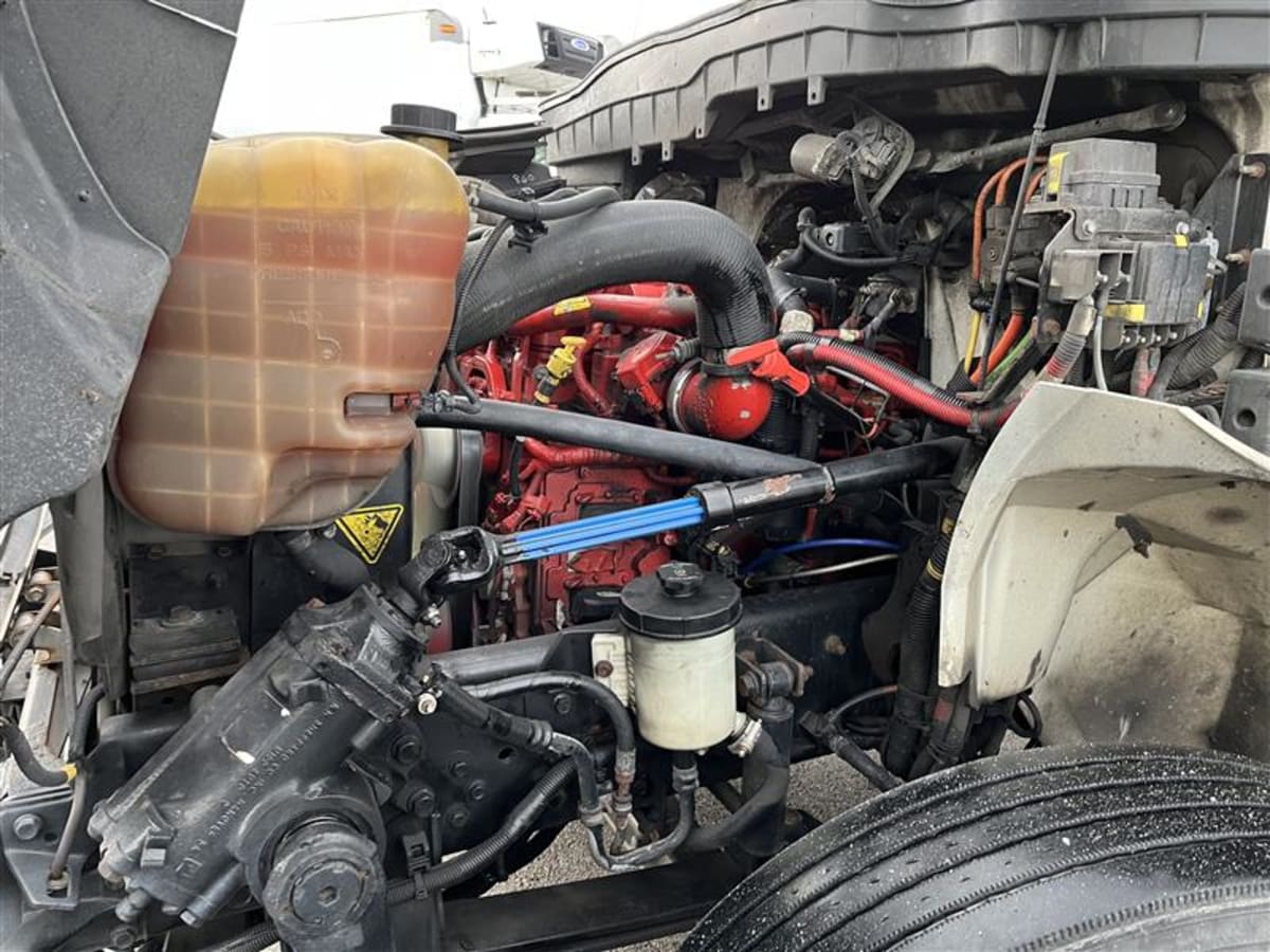 2018 Navistar International 4300 686563