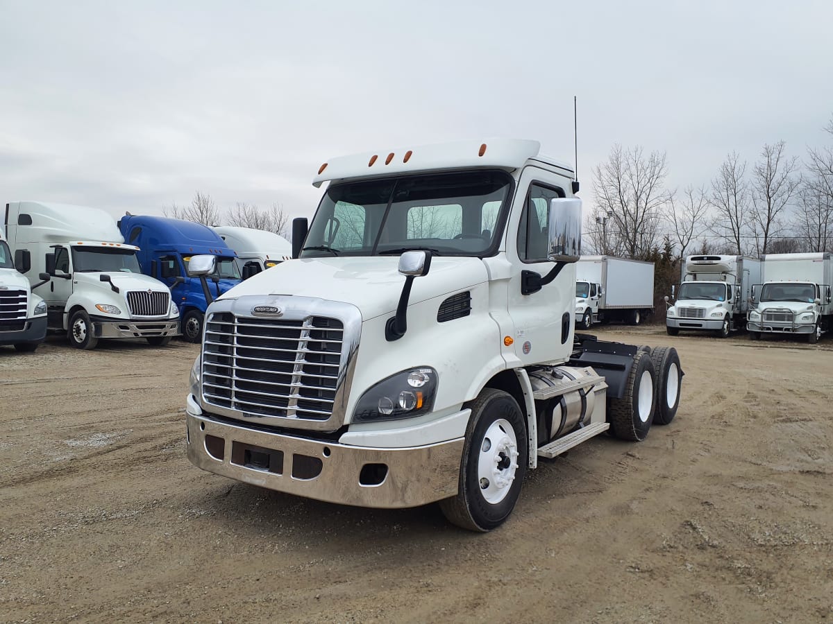 2018 Freightliner/Mercedes CASCADIA 113 686579