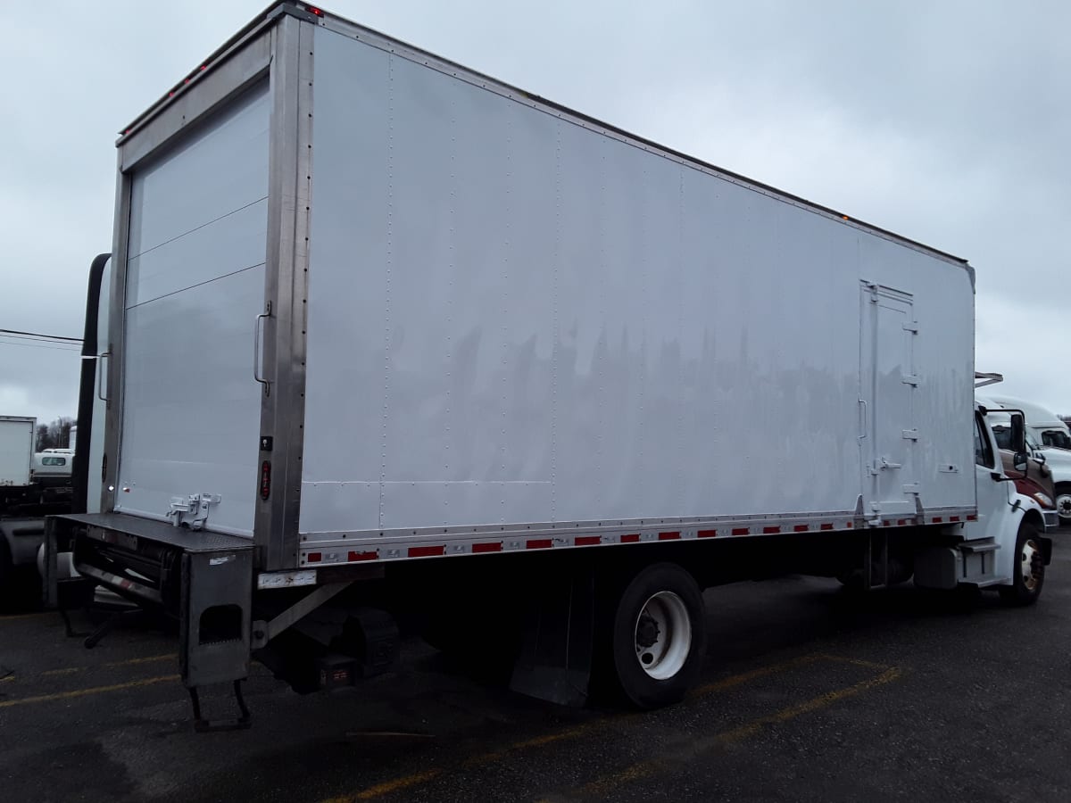 2018 Freightliner/Mercedes M2 106 686584