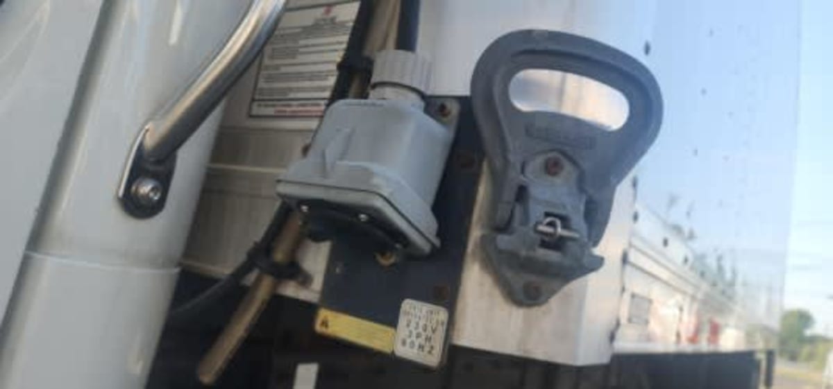 2018 Freightliner/Mercedes M2 106 686588