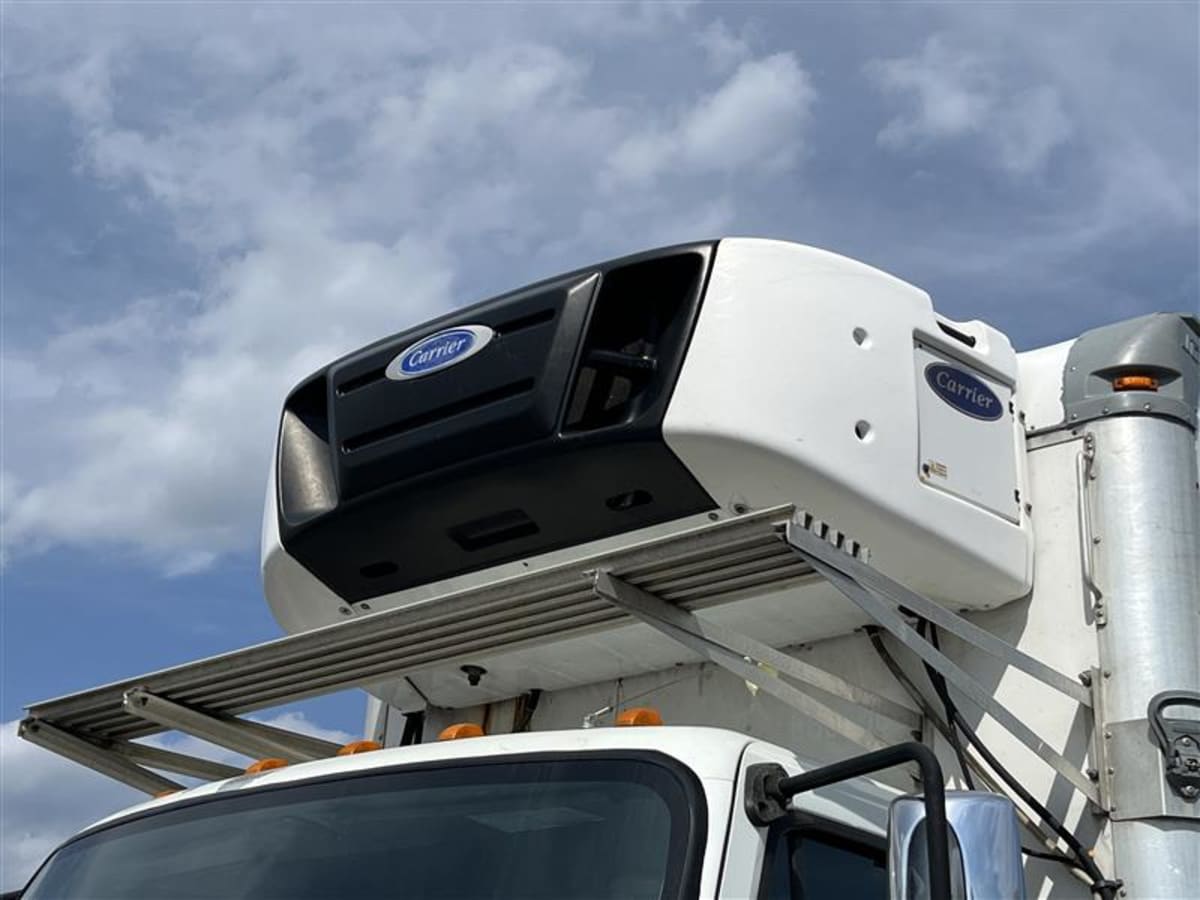 2018 Freightliner/Mercedes M2 106 686606