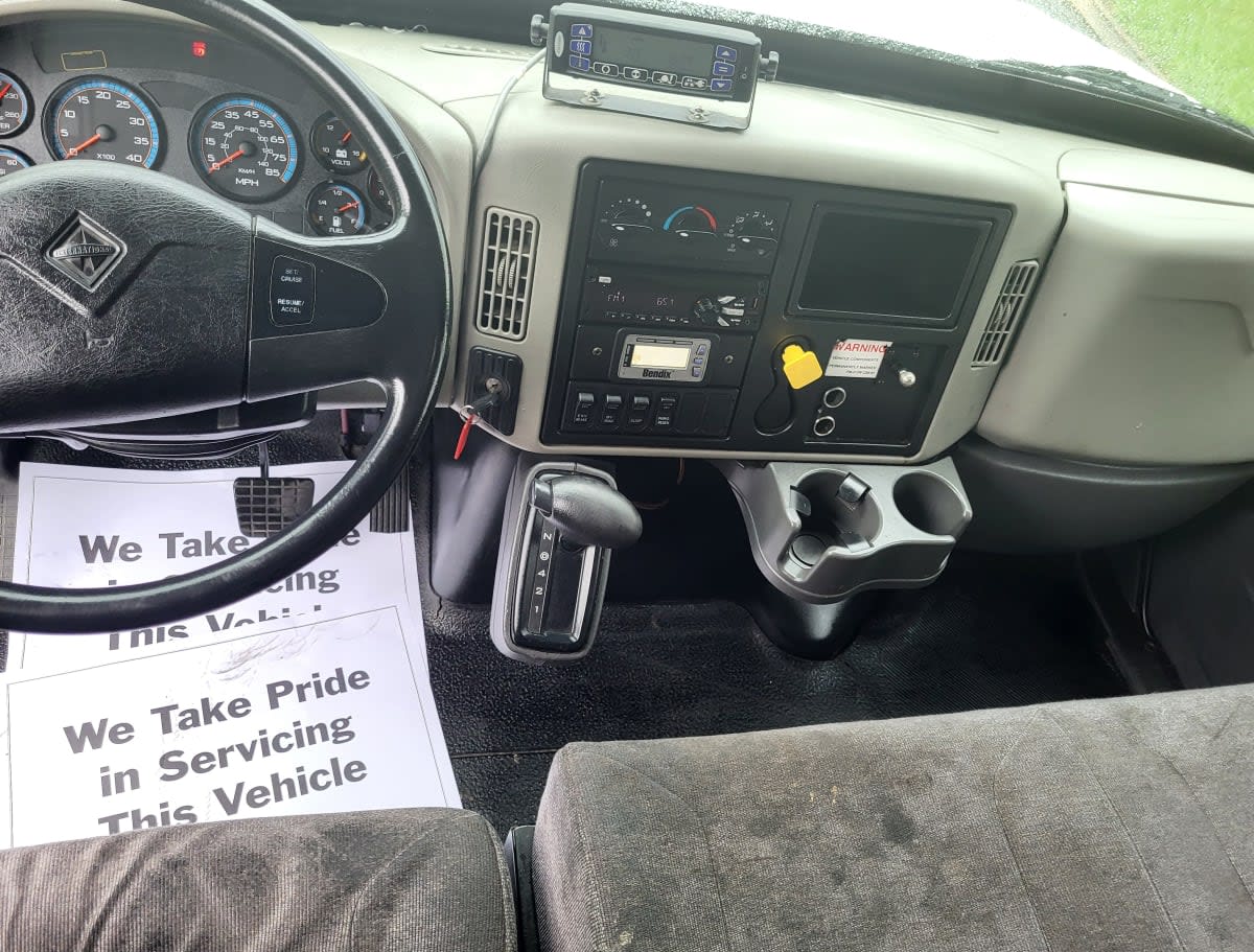 2018 Navistar International 4300 686617