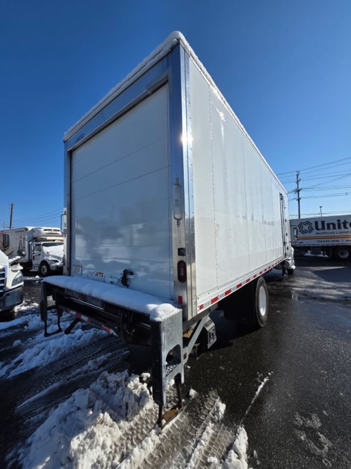 2018 International 4300 - image 6