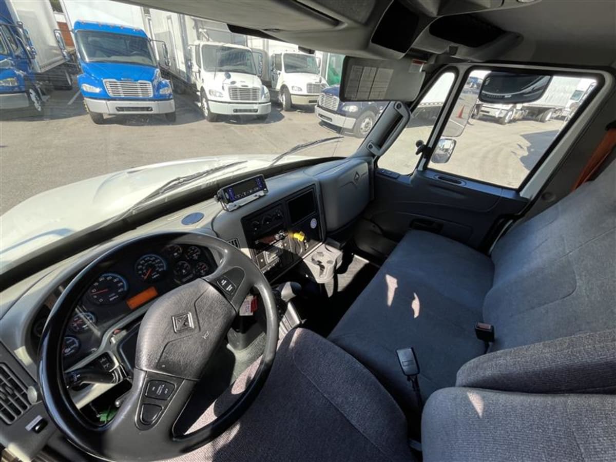 2018 Navistar International 4300 686655