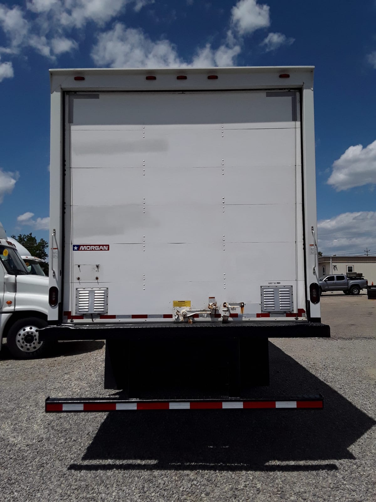 2018 Freightliner/Mercedes M2 106 686736