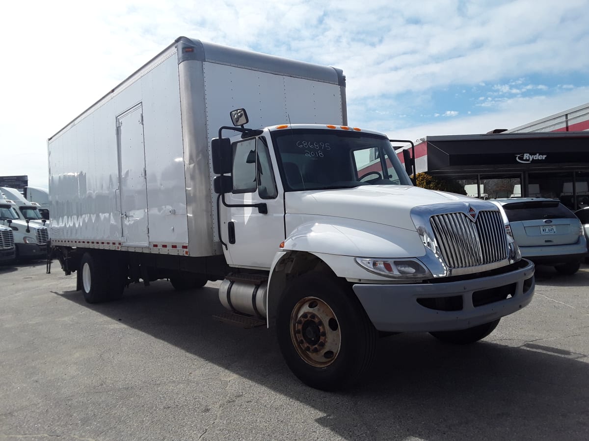 2018 Navistar International 4300 686895