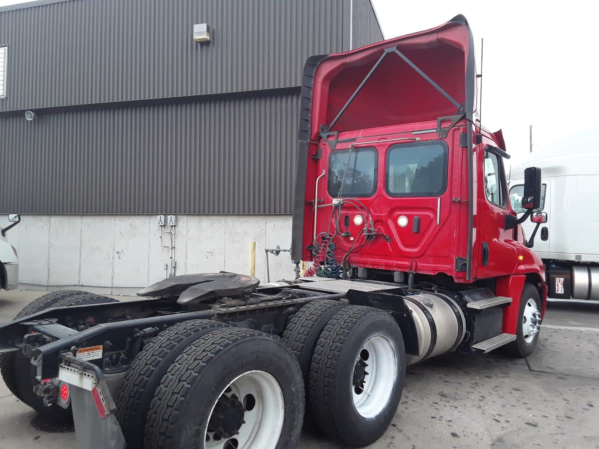 2018 Freightliner/Mercedes CASCADIA 125 687063