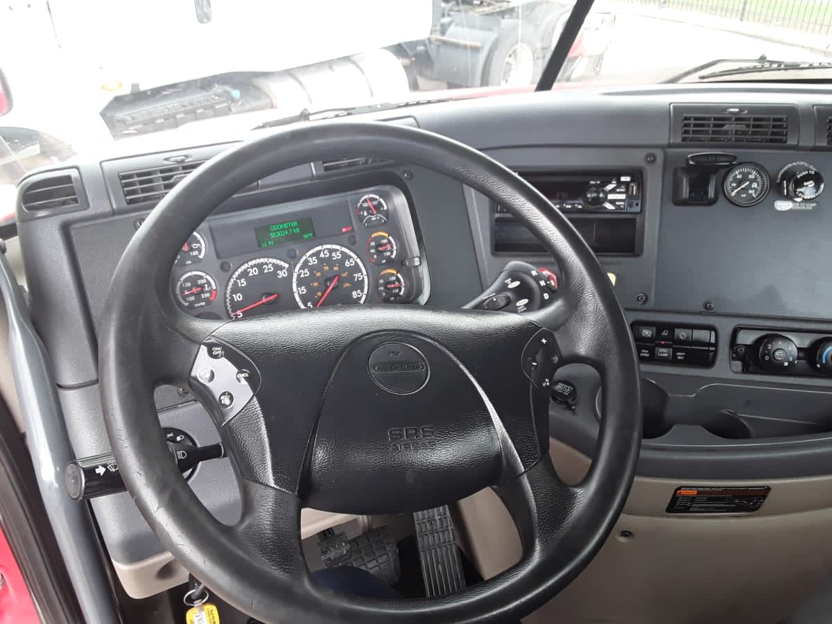 2018 Freightliner/Mercedes CASCADIA 125 687063