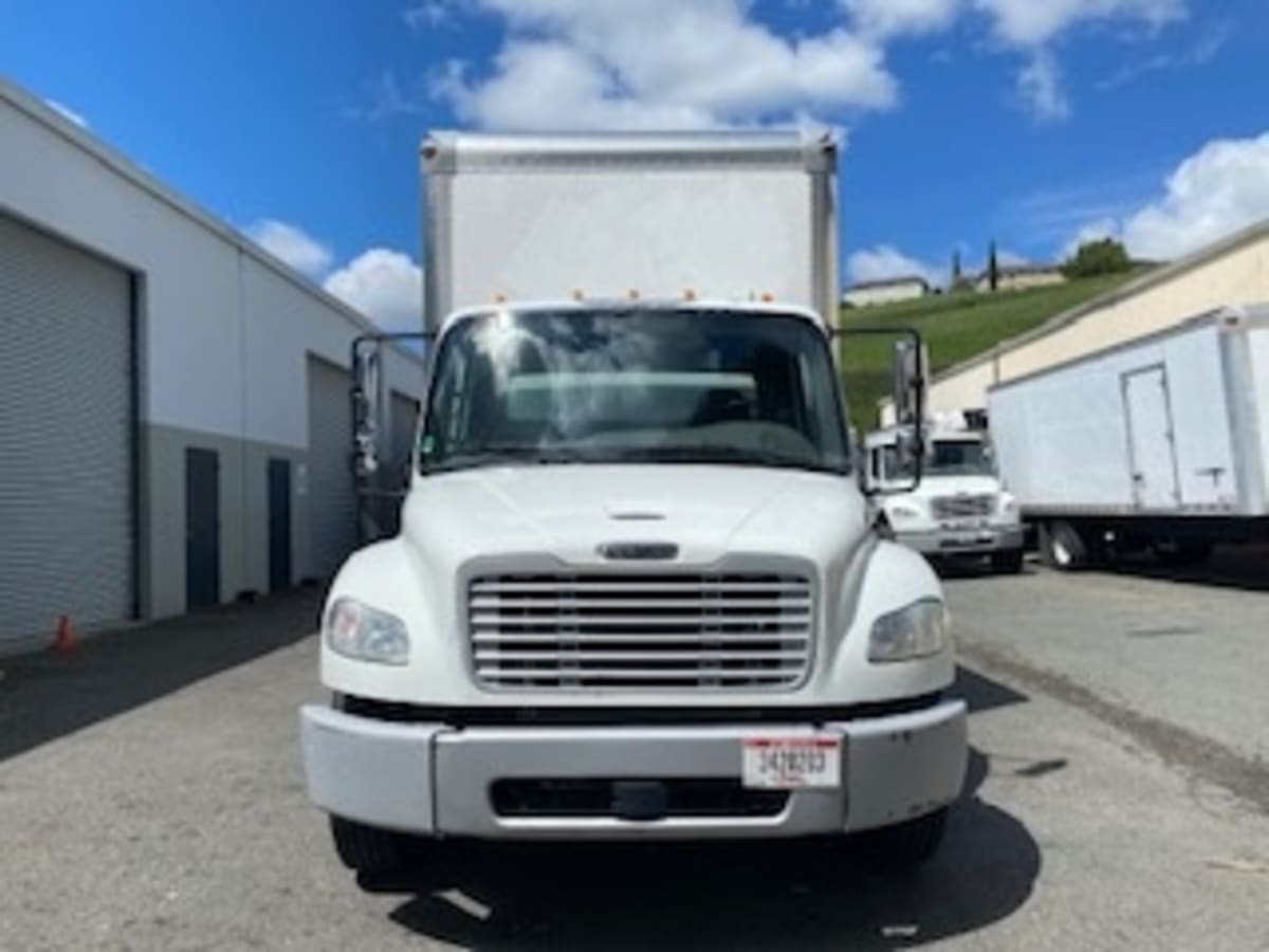 2018 Freightliner/Mercedes M2 106 687098