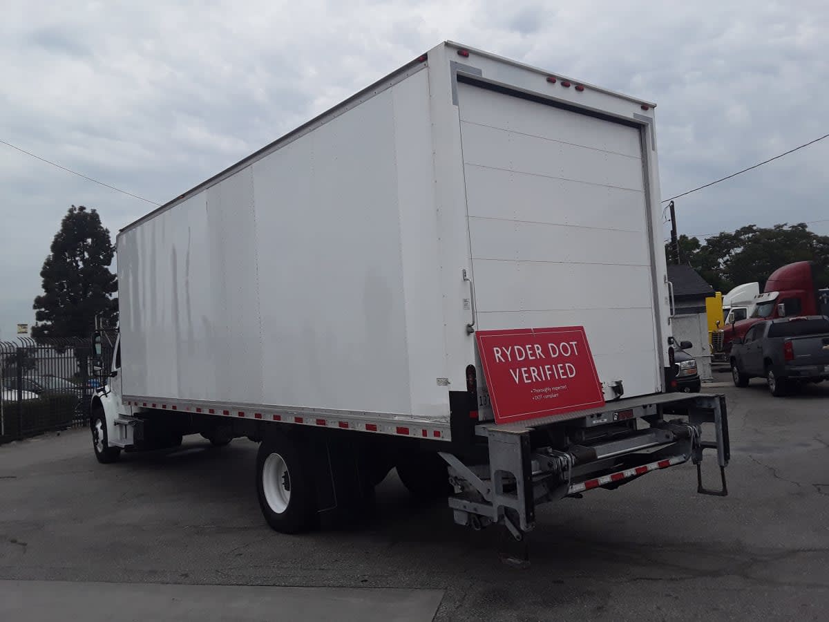 2018 Freightliner M2 106 in Montebello, CA — photo 6