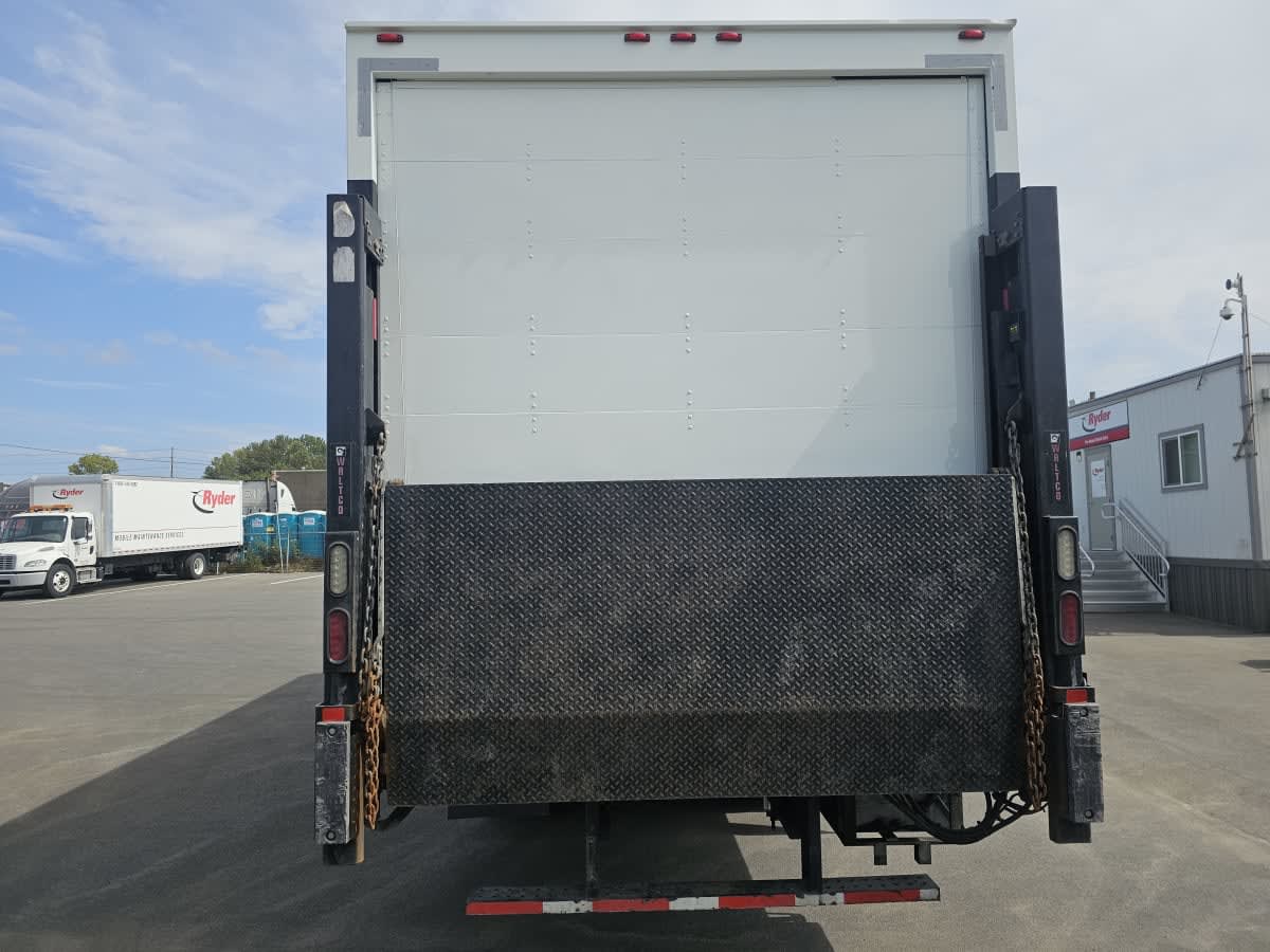 2018 Freightliner M2 106 687367