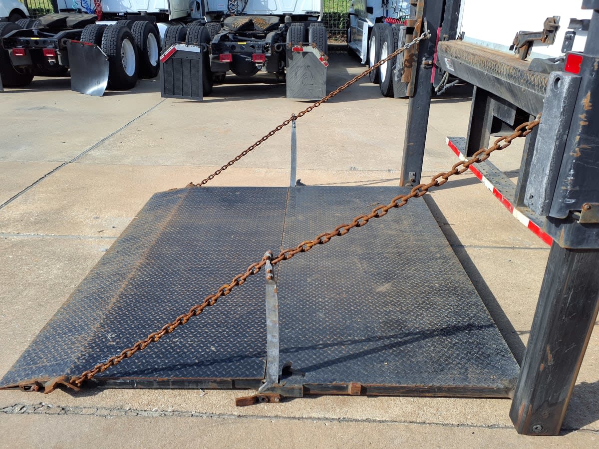 2018 Freightliner/Mercedes M2 106 687370