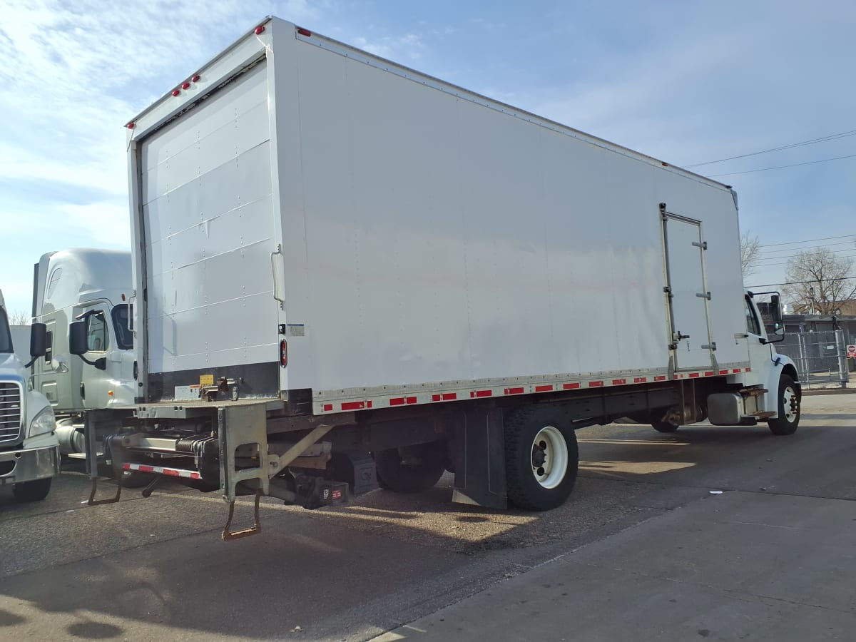 2018 Freightliner/Mercedes M2 106 687403