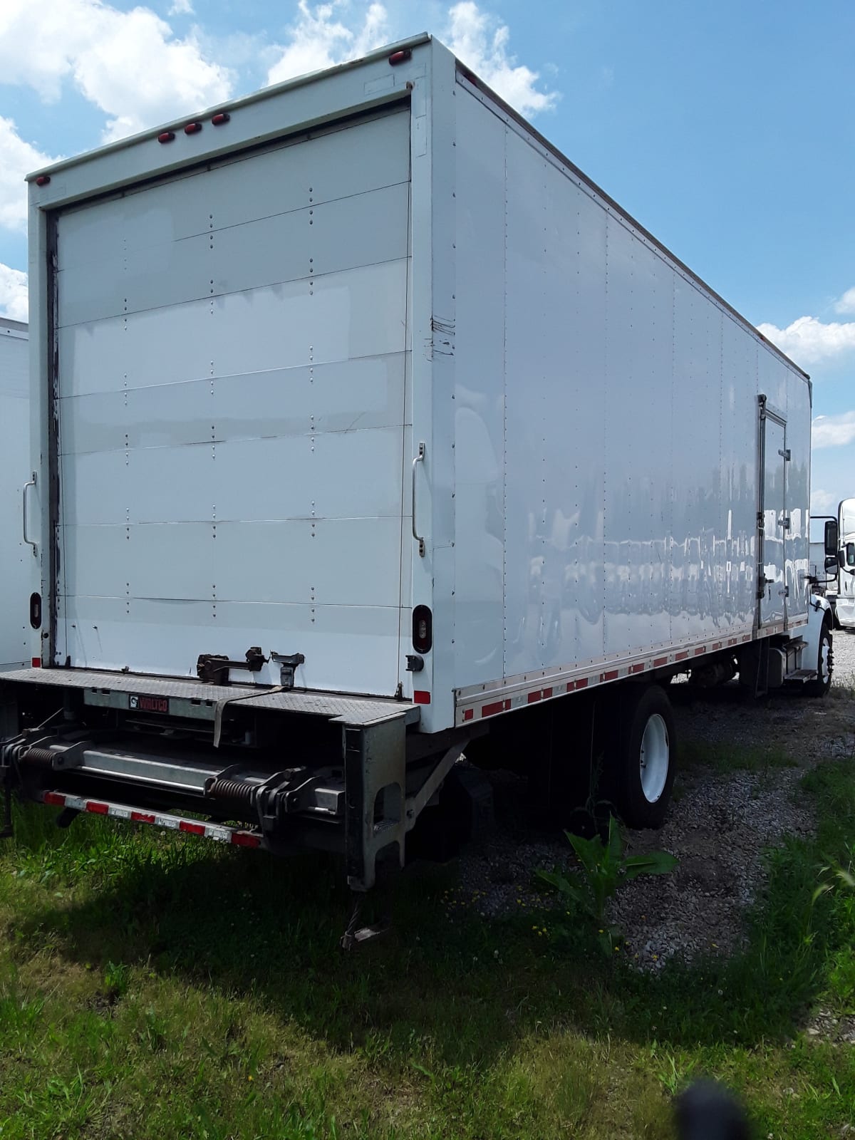 2018 Freightliner/Mercedes M2 106 687445