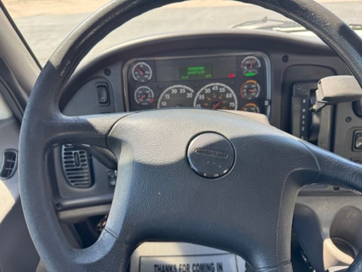2018 Freightliner/Mercedes M2 106 687451