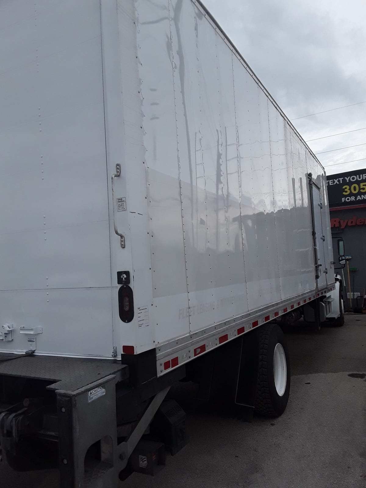 2018 Freightliner/Mercedes M2 106 687452