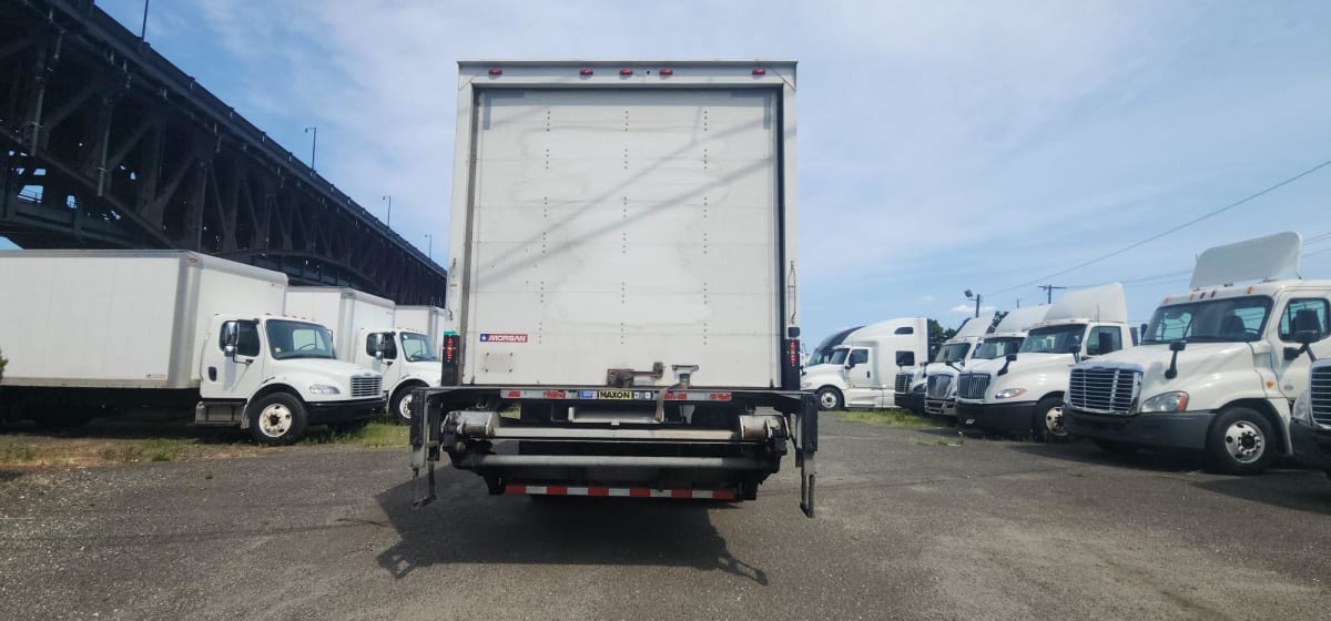 2018 Freightliner/Mercedes M2 106 687497