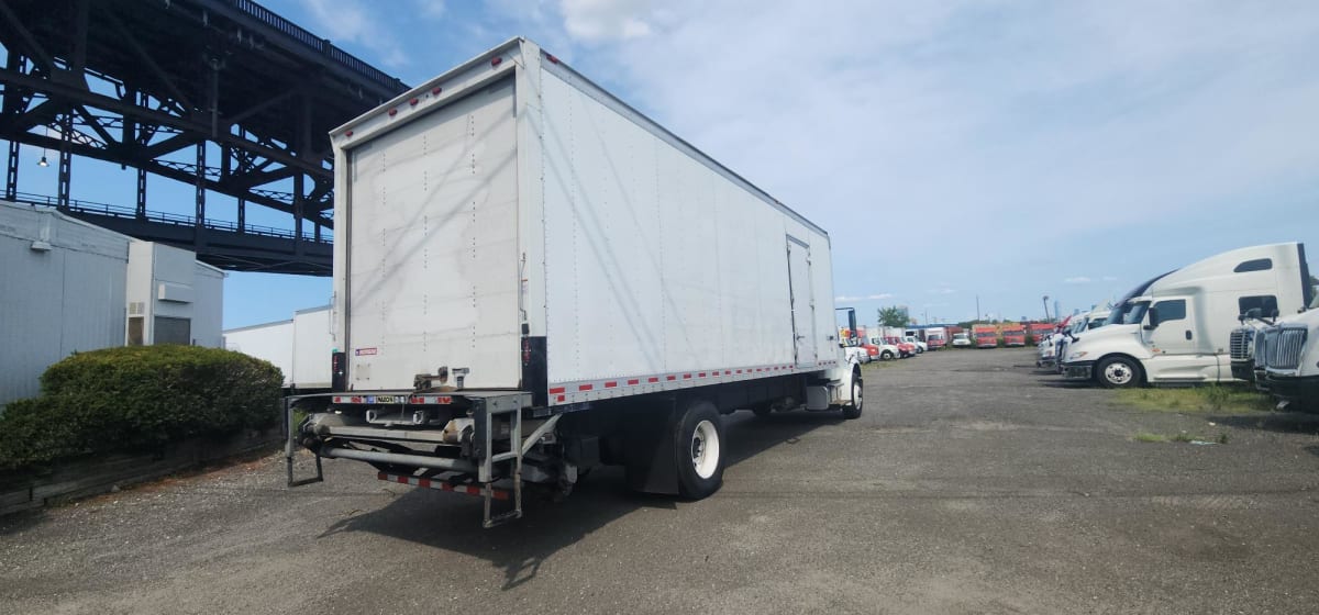 2018 Freightliner/Mercedes M2 106 687497