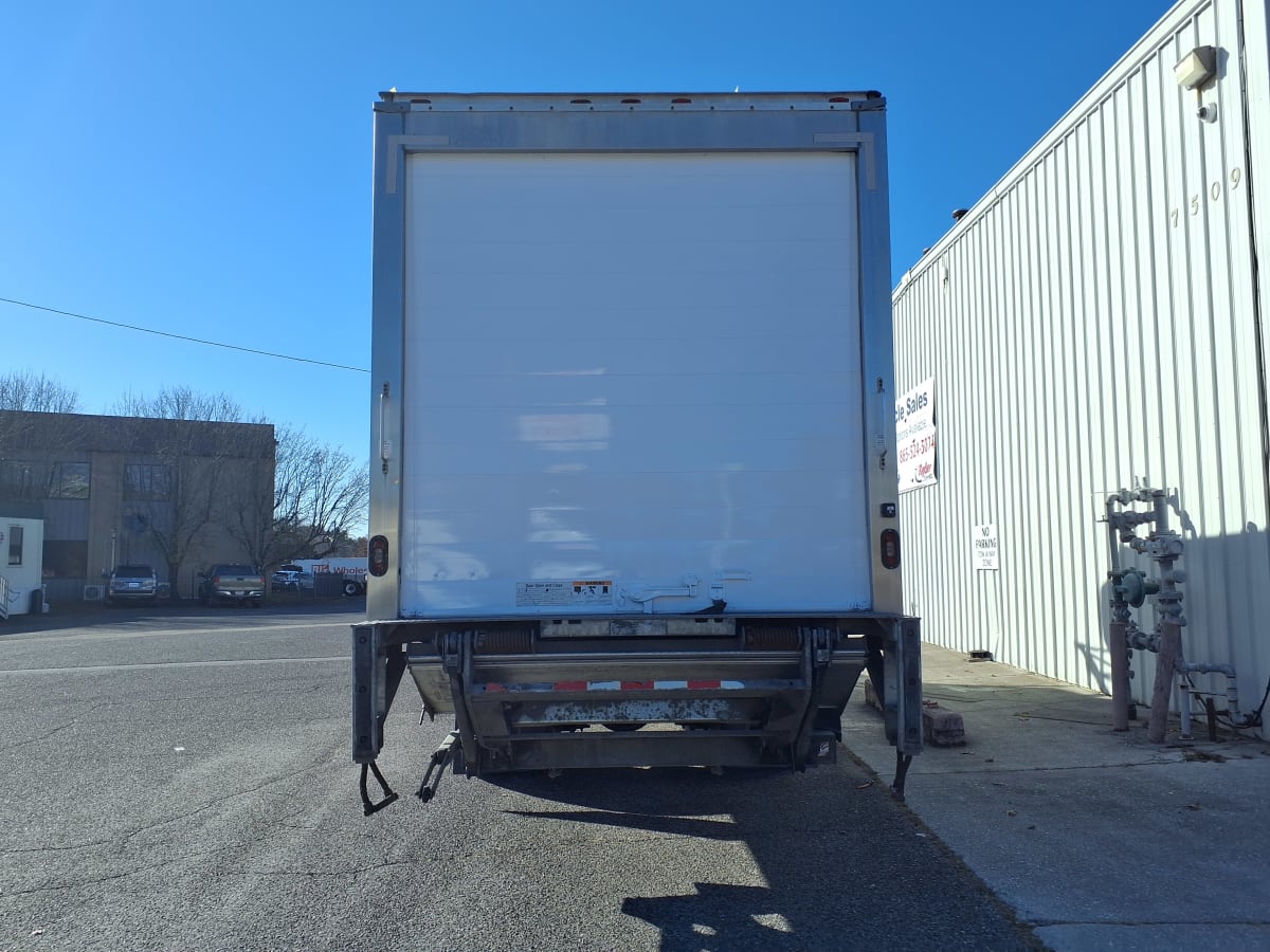 2018 Freightliner/Mercedes M2 106 687657