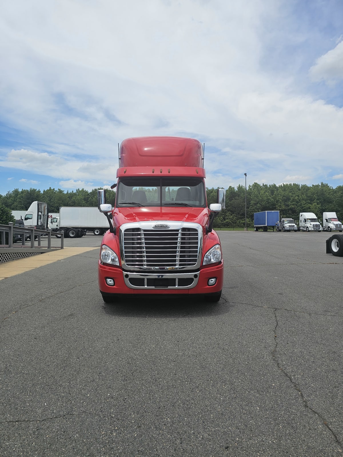 2018 Freightliner/Mercedes CASCADIA 125 688343