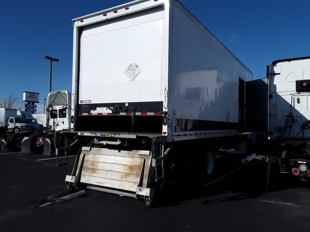 2018 Freightliner/Mercedes M2 106 688737