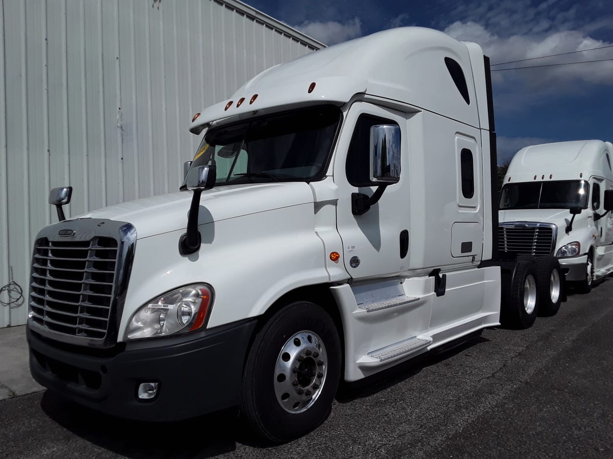 2018 Freightliner/Mercedes CASCADIA 125 688894