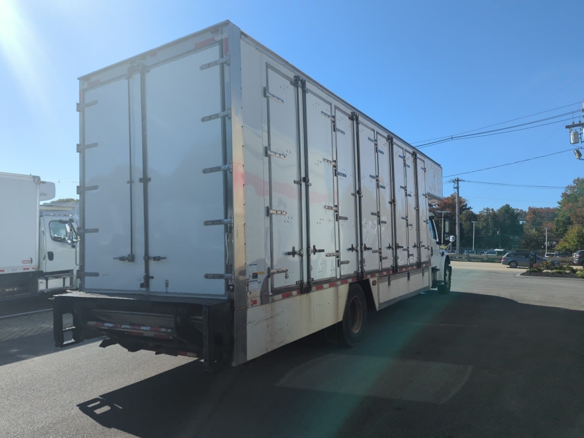 2018 Freightliner/Mercedes M2 106 689032