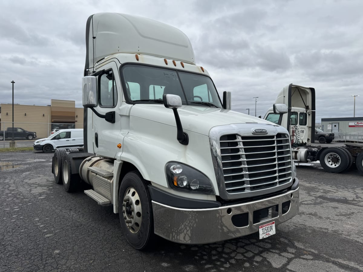 2018 Freightliner/Mercedes CASCADIA 125 689190