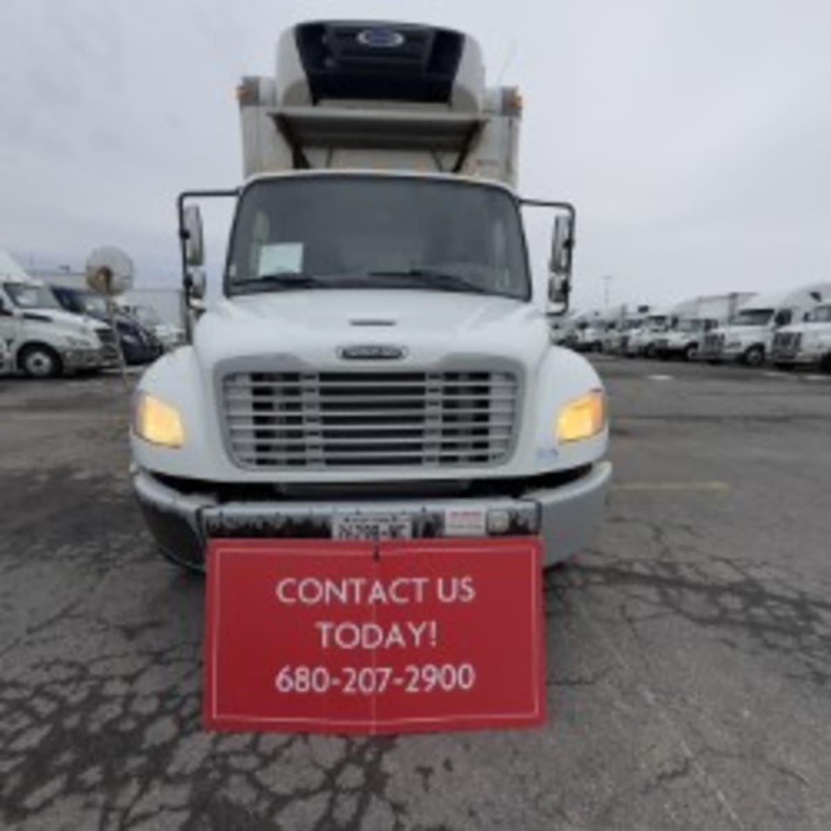 2018 Freightliner M2 106 - image 2