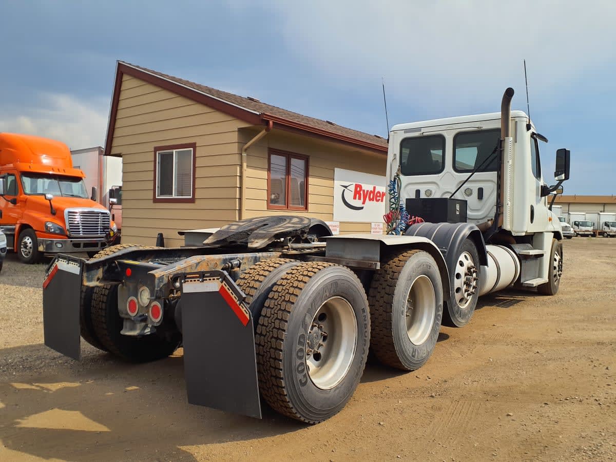 2018 Freightliner - image 4